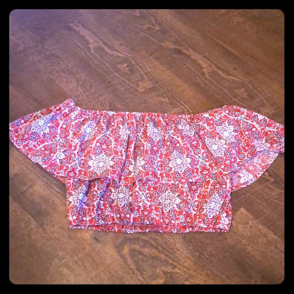 Hollister off the shoulder crop top